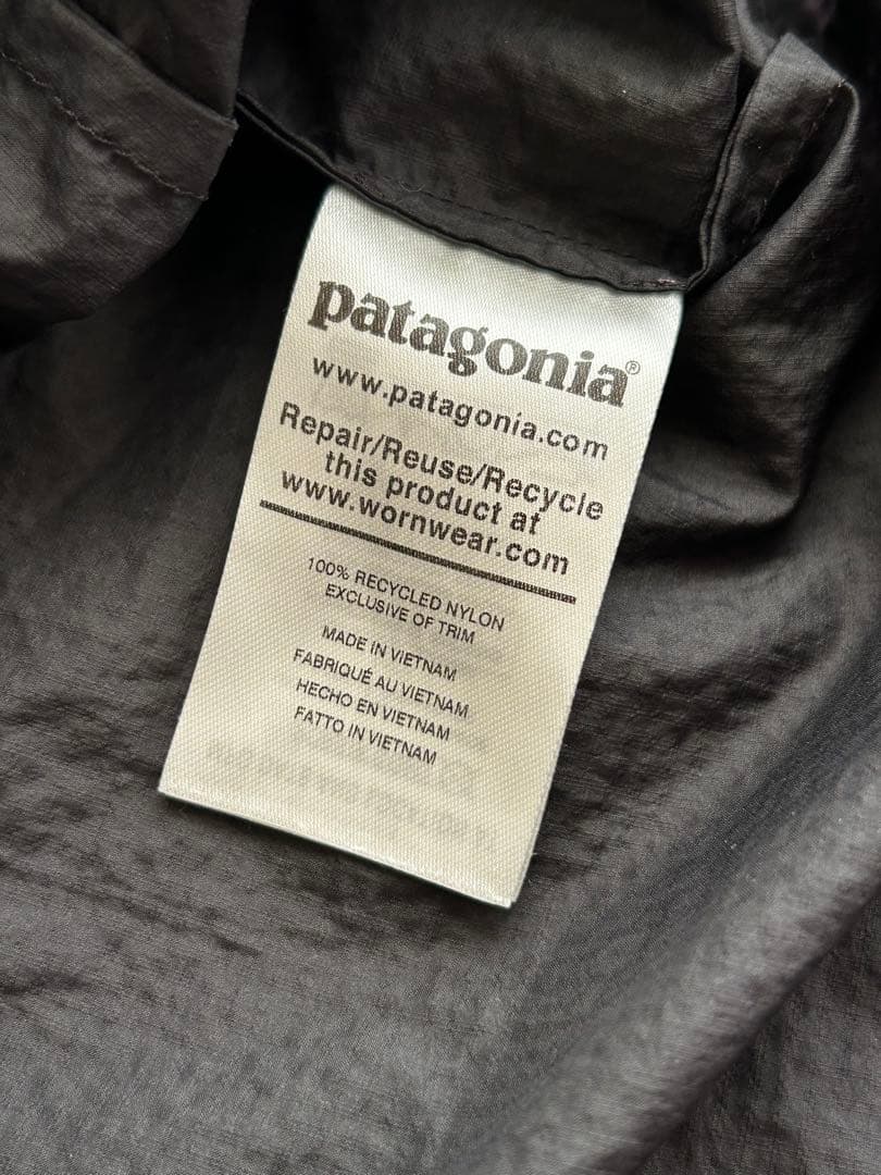 patagonia フーディニジャケット Mサイズ ブラック