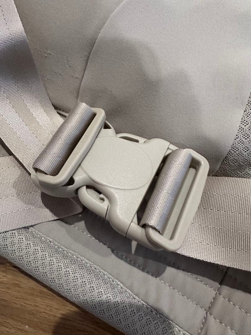 エアバギーBaby Carrier ベージュ　取説、箱付き
