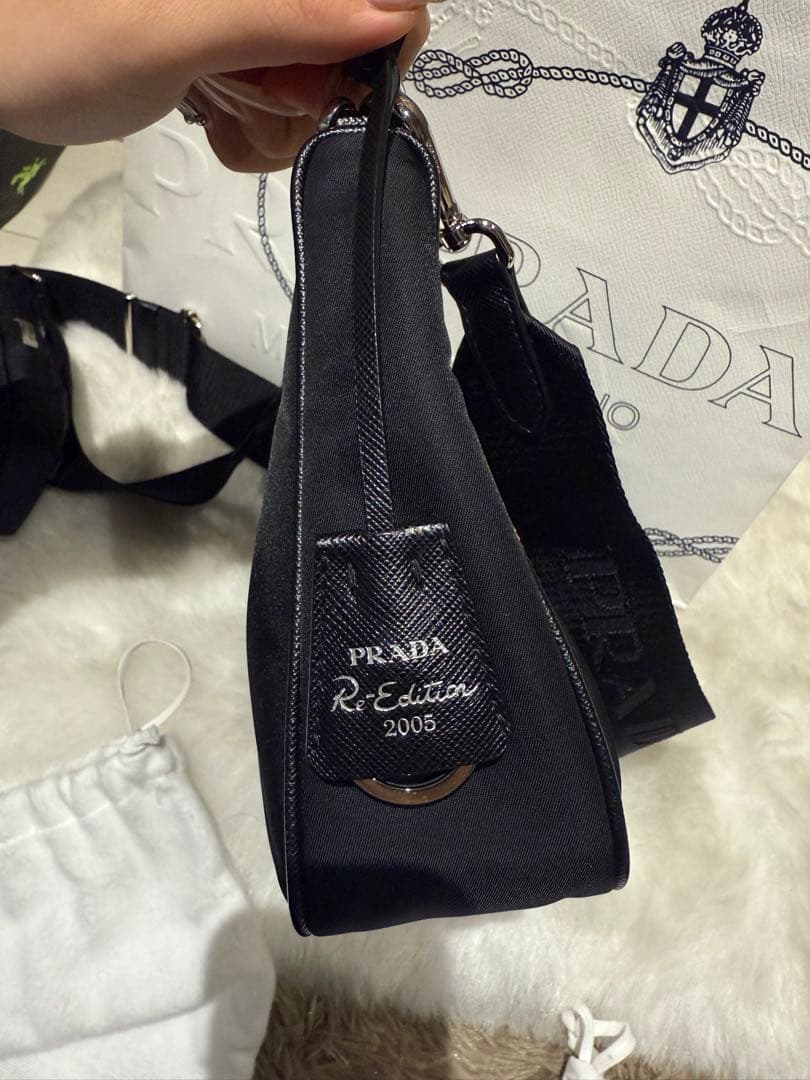 プラダ Re-Edition 2005 Re-Nylon バッグ