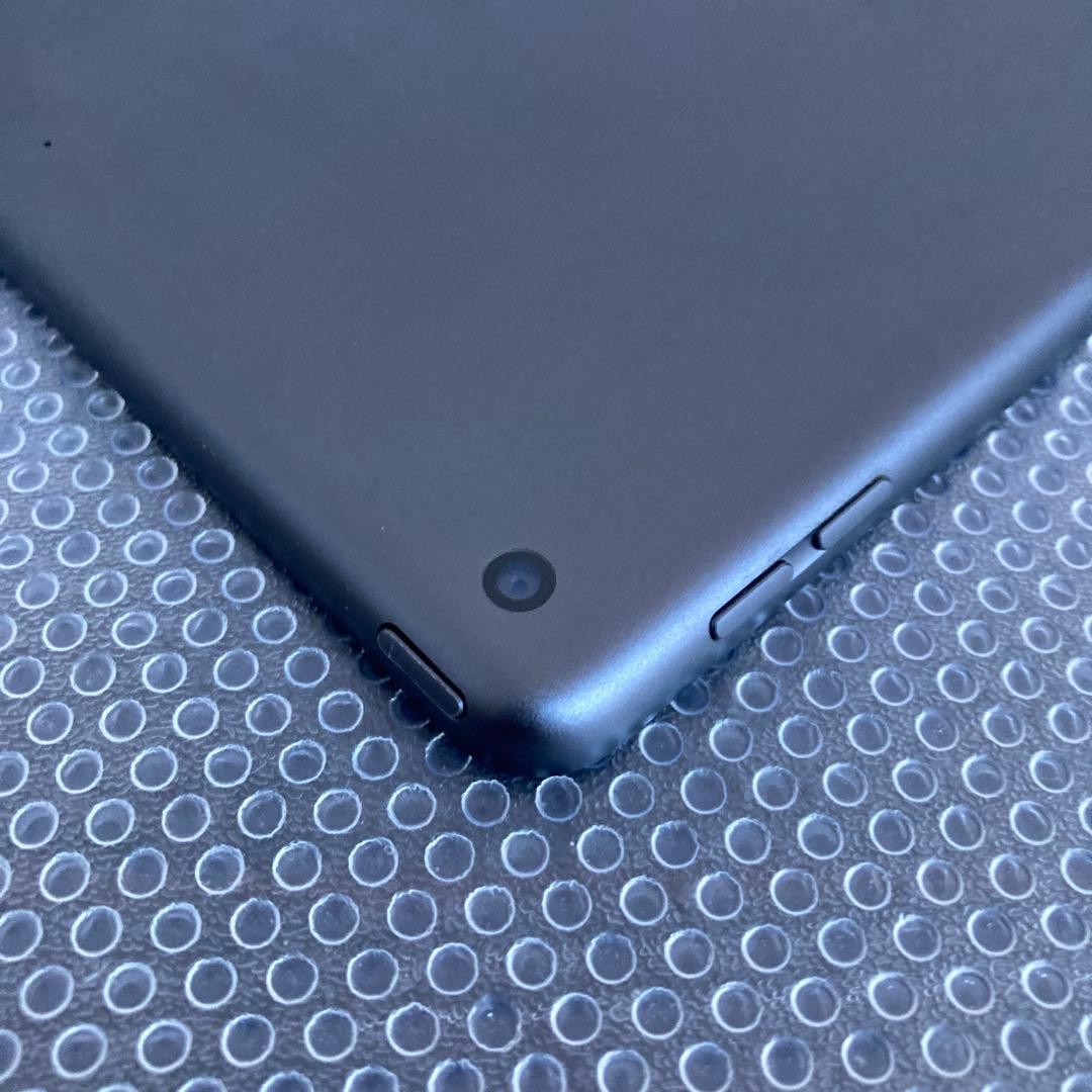 3371【早い者勝ち】電池良好☆iPad7 第7世代 32GB WIFIモデル☆