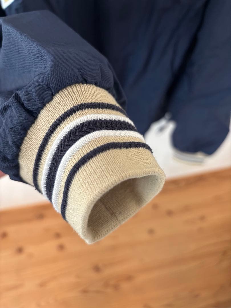 【美品】Champion ノートルダム大学 Vネックウェア