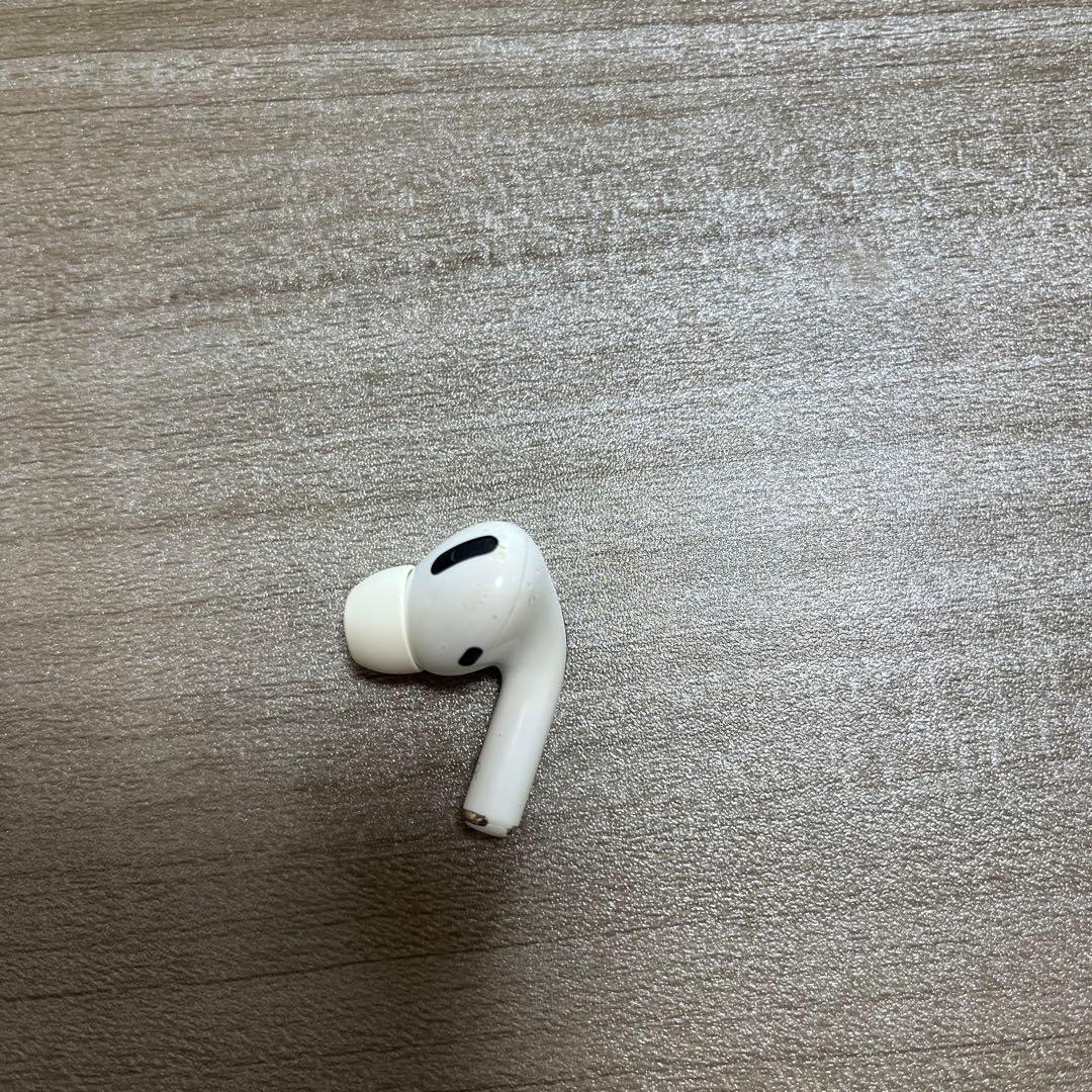 AirPods Pro本体 ホワイト 小傷あり