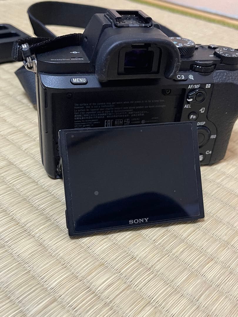 てりえ SONY α7 II ボディILCE-7M2 +バッテリー4個