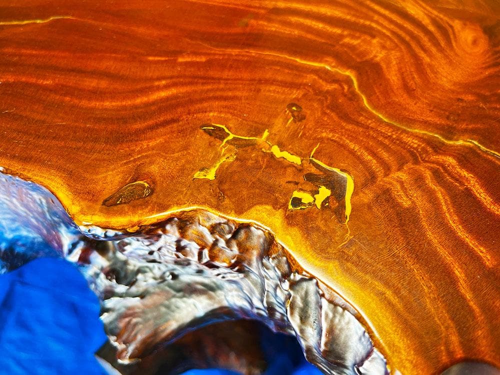 天然木　センターテーブル　銘木　一枚板　ローテーブル　三本足　杢目　高さ46cm