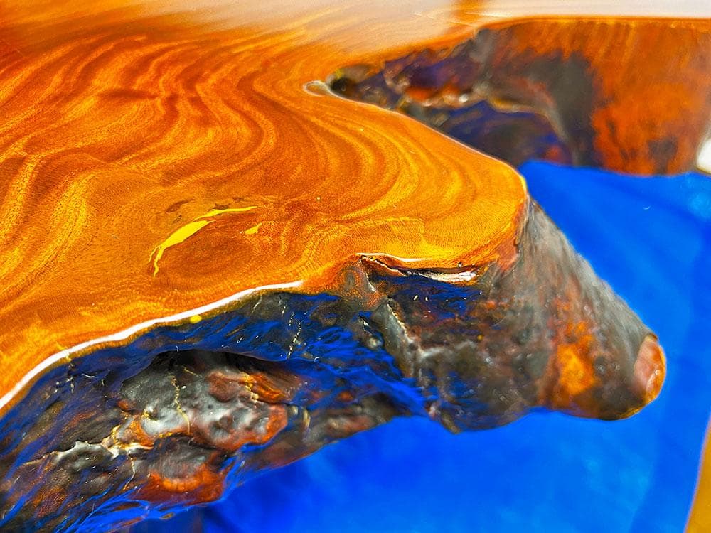 天然木　センターテーブル　銘木　一枚板　ローテーブル　三本足　杢目　高さ46cm