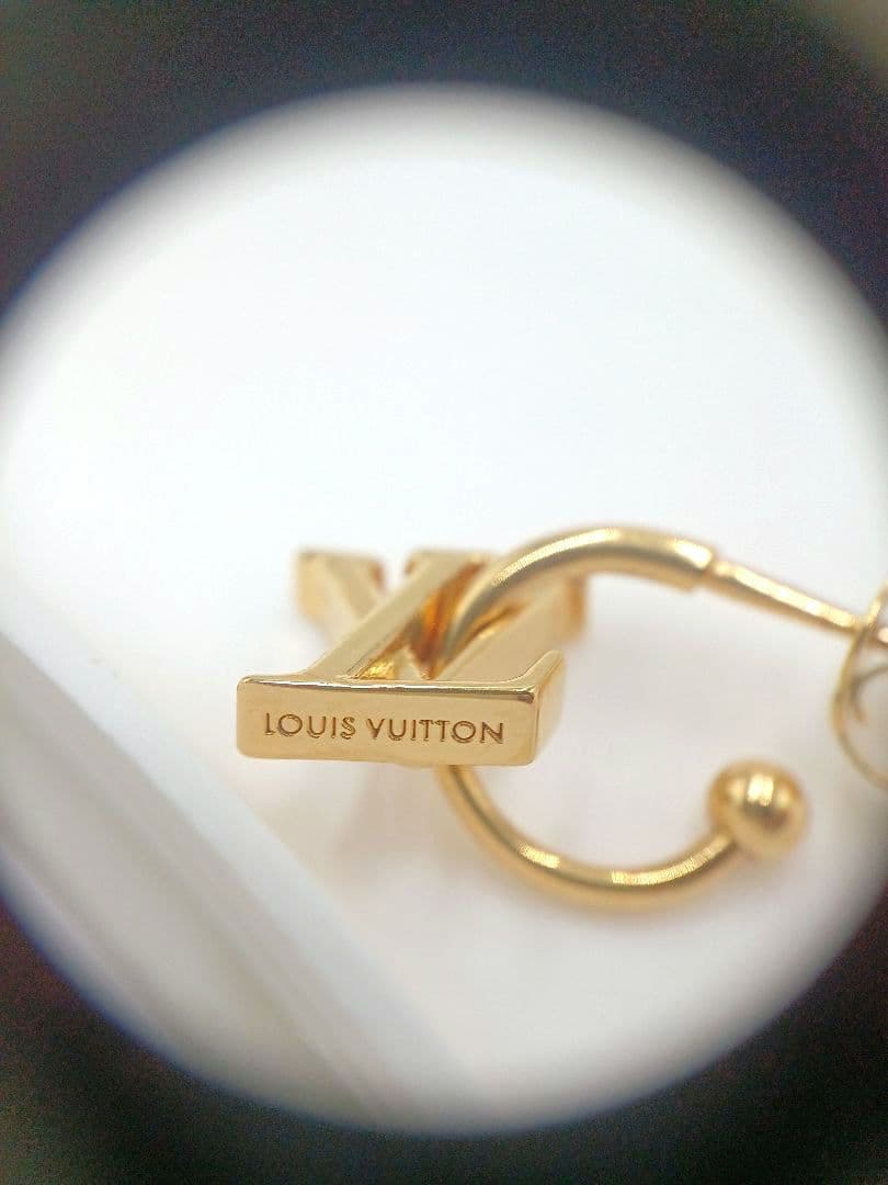 ヴィトン Louis Vuitton LVロゴ フローラ ピアス(ゴールド)