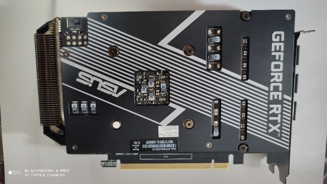 [美品]GeForce RTX3060 12GB GDDR6