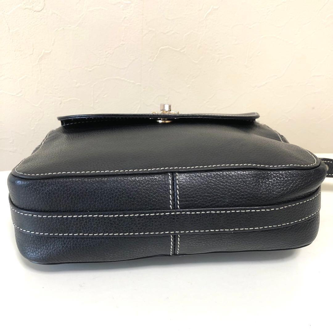 アニエスベー ショルダーバッグ ステッチ レザー ブラック