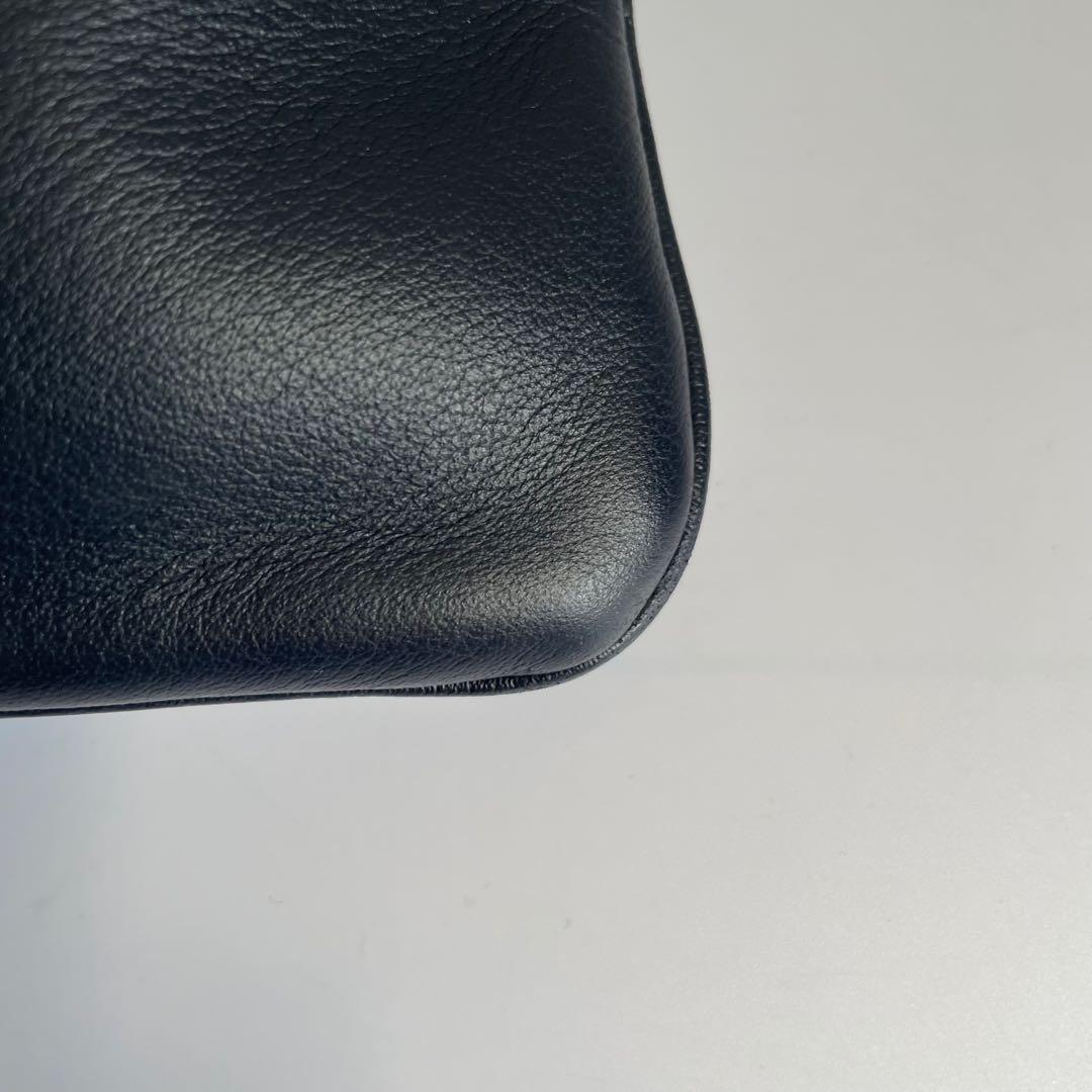 ✨未使用級　近年モデル✨　dunhill ショルダーバッグ　ポシェット　レザー