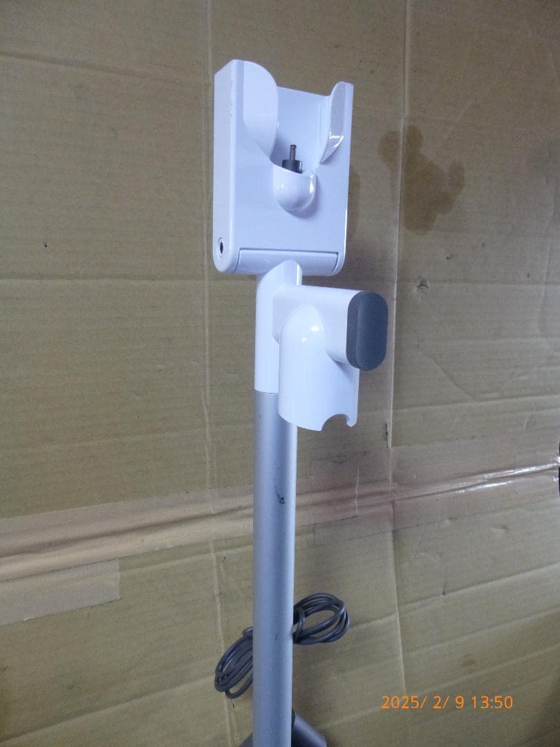 frenchie　ダイソンSV18　付属品付き　エコモード42分