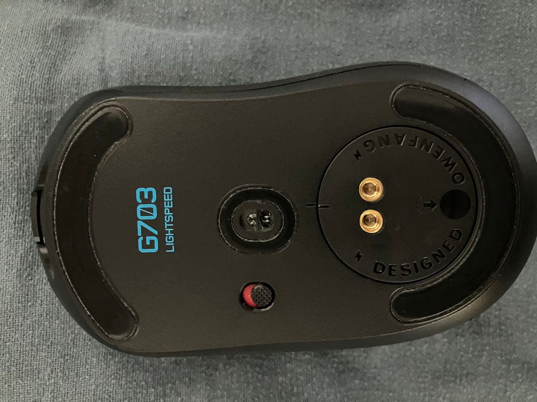 Logicool G703h　充電器スタンド付き