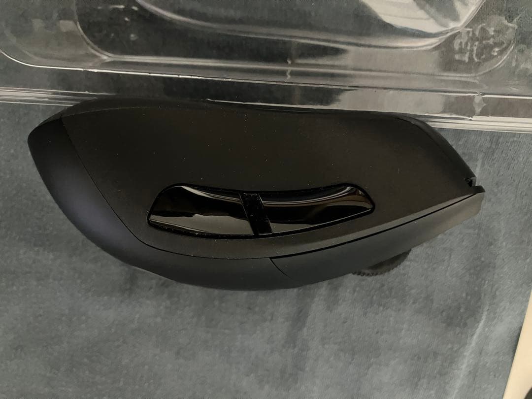 Logicool G703h　充電器スタンド付き