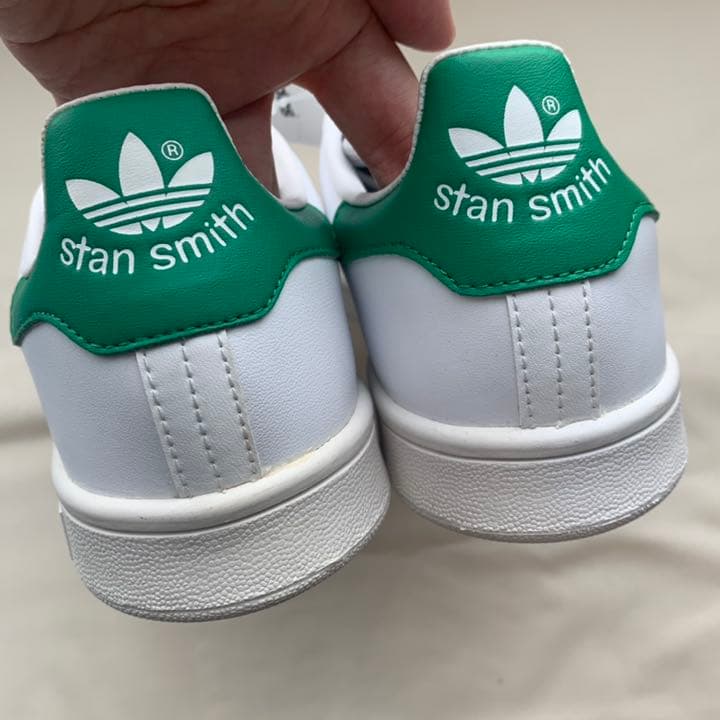 Amy92617新品 Adidas Stan Smith 子供用 24cm