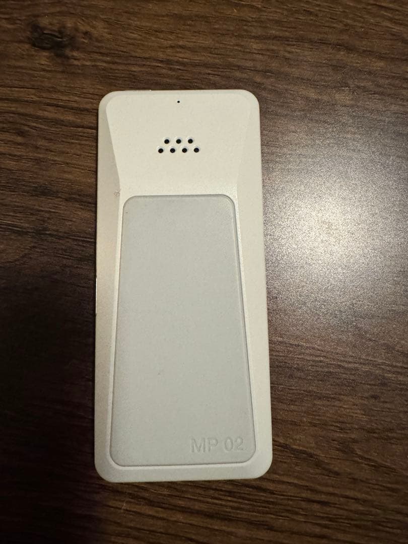 Punkt. MP-02 ホワイト フィーチャーフォン