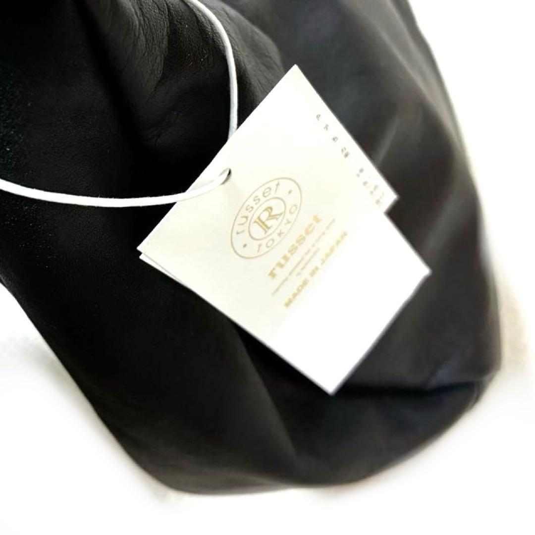 新品 ラシット ソフトレザー ラウンド ショルダーバッグ 黒 ハーフムーン