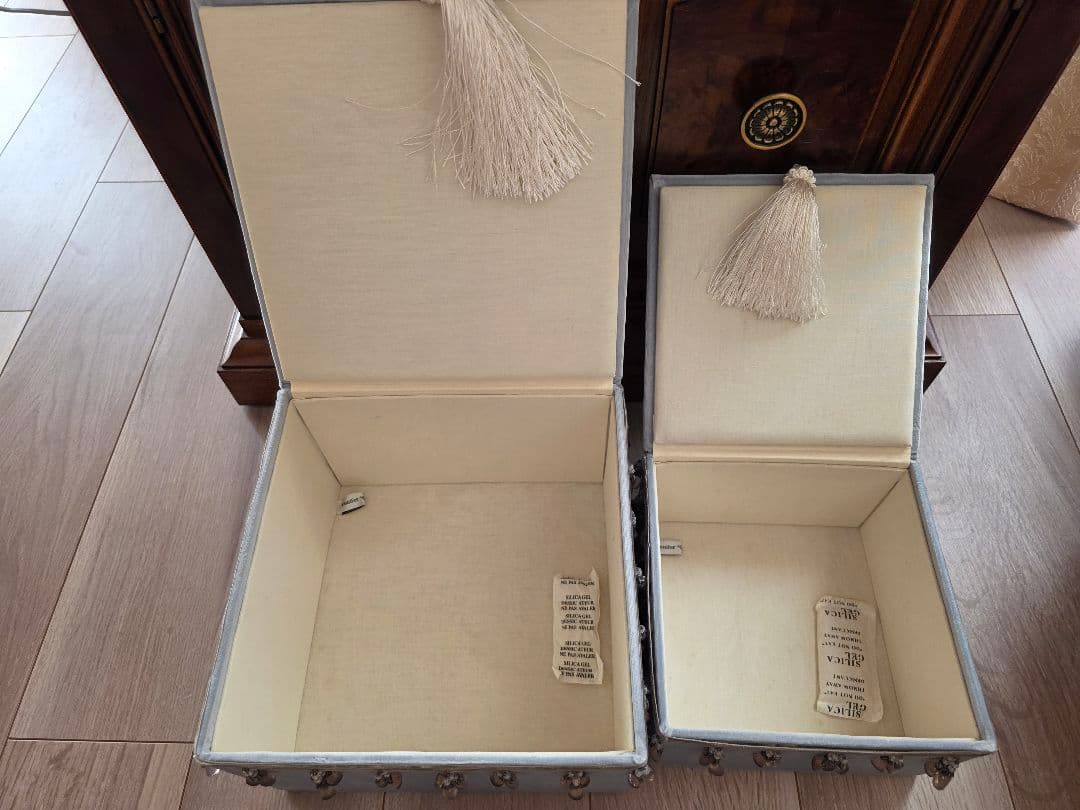 Jennifer Taylor♡2段ボックスとトレーのセット