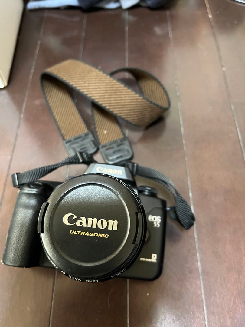Canon EOS 55フィルムカメラ(Canonズームレンズ28ー105mm)