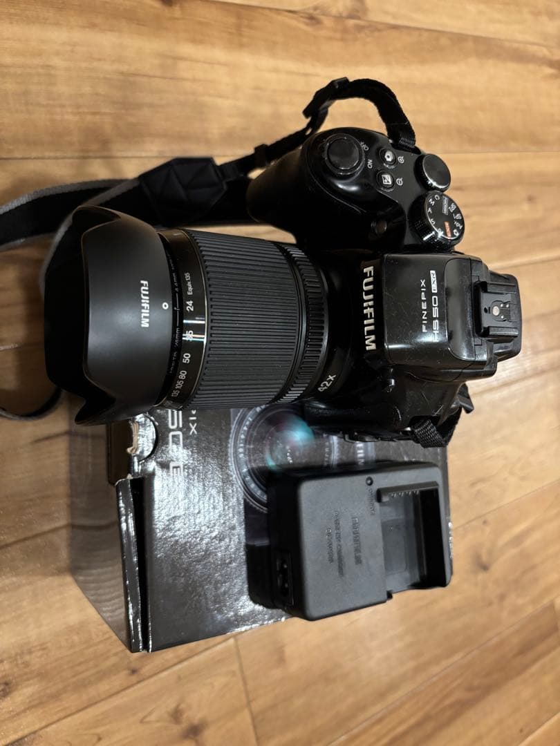 FUJIFILM FINEPIX HS50 EXR 本体