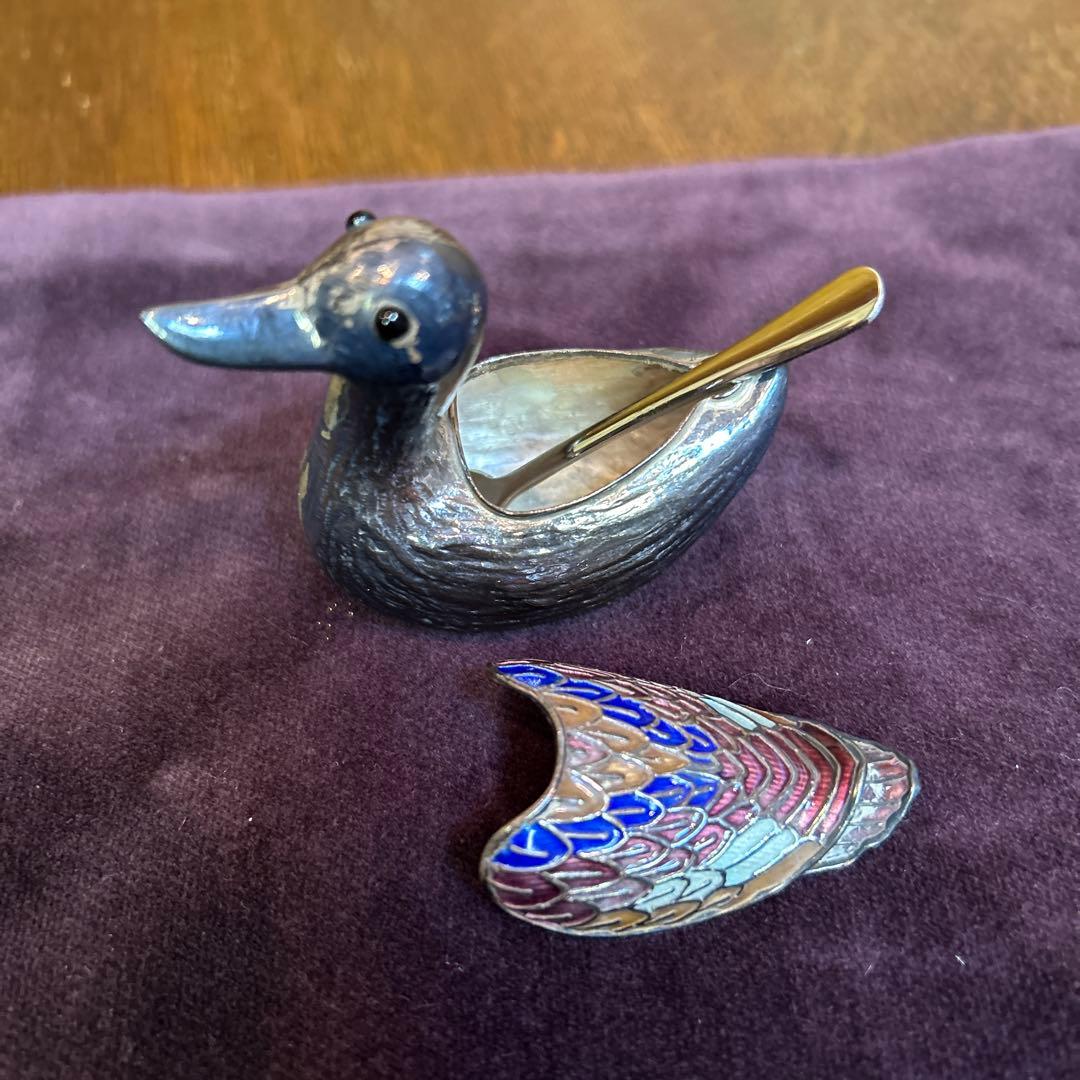 稀少ヴィンテージアヒルの塩コショウ入れセットシルバーにエナメルミニスプーン付き
