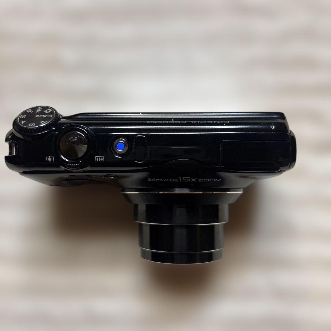 Fujifilm FINEPIX F200EXR コンパクトデジタルカメラ