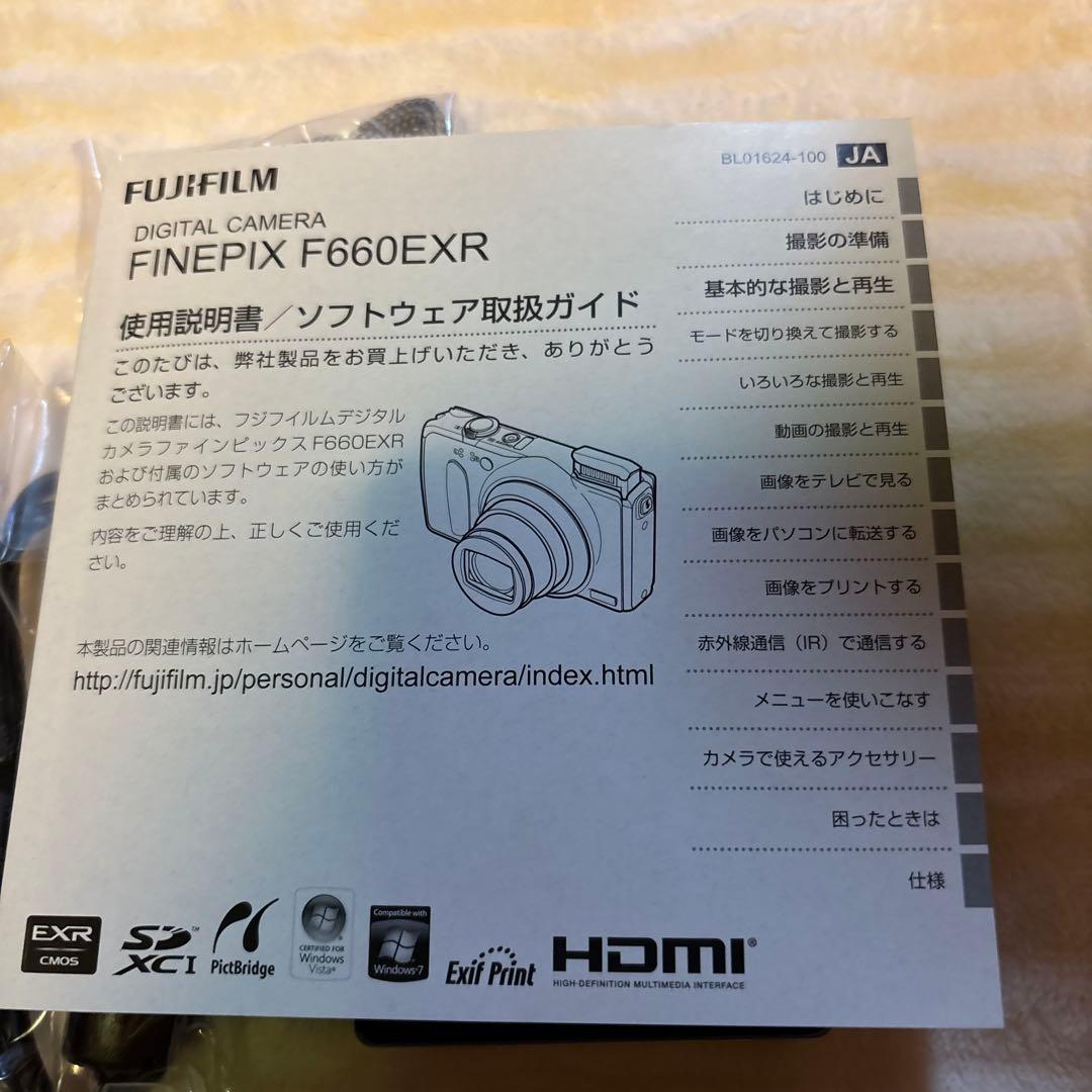 Fujifilm FINEPIX F200EXR コンパクトデジタルカメラ