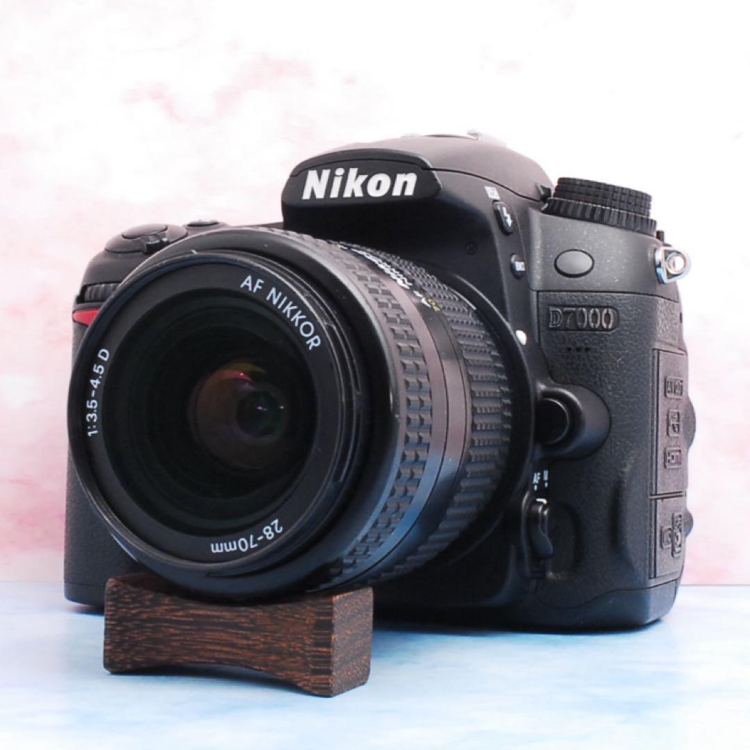 ニコン D7000◎一眼レフカメラ◎高速連写◎デビュー向け◎根強い人気機種！