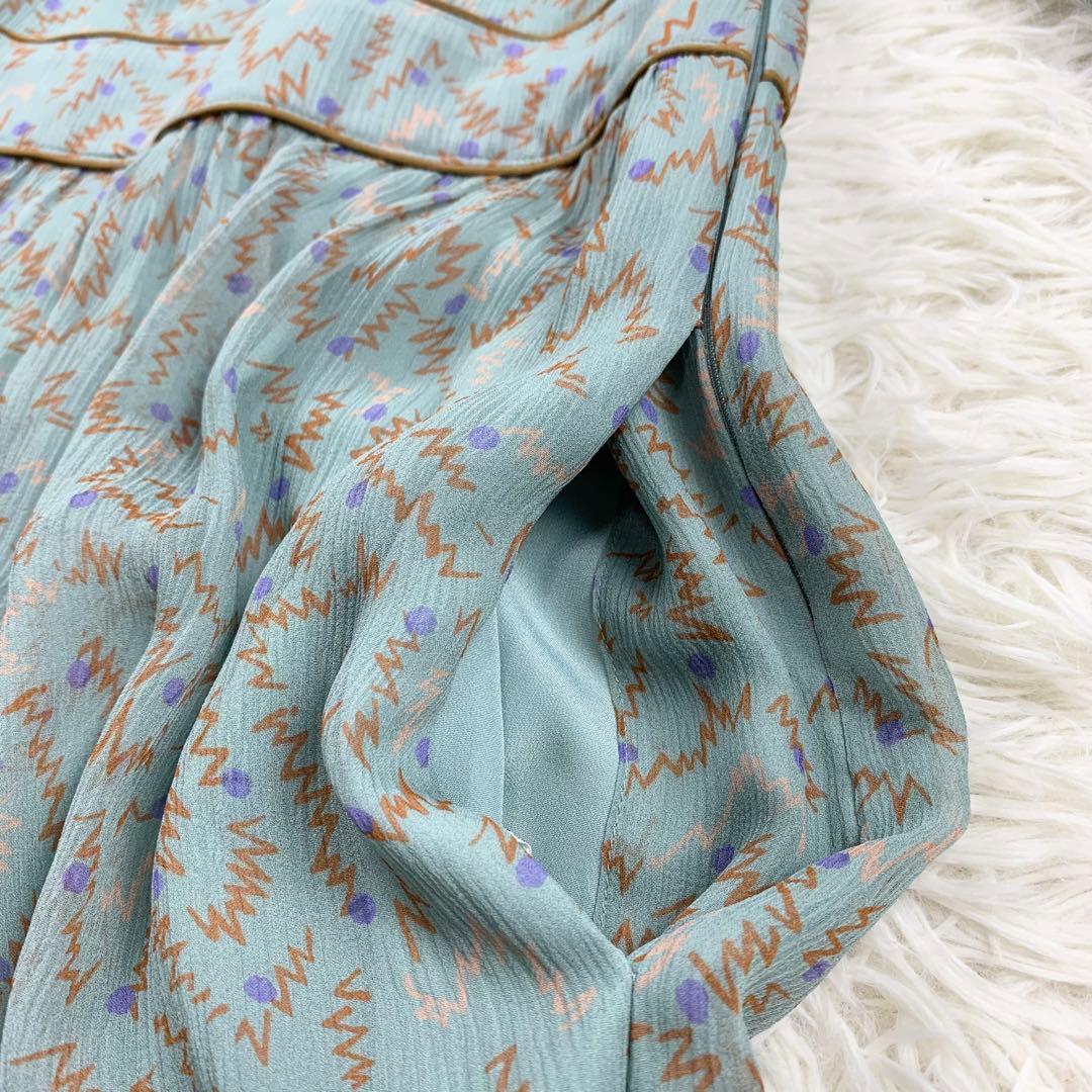 新品　COACH コーチ　シルク100% シフォンワンピース　総柄　グリーン系