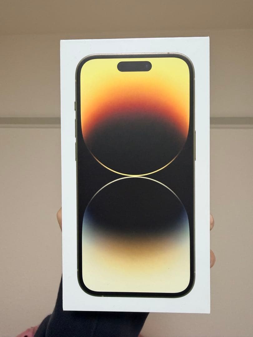 「アミー」Apple iPhone 14Pro ゴールド 本体 258ギガ