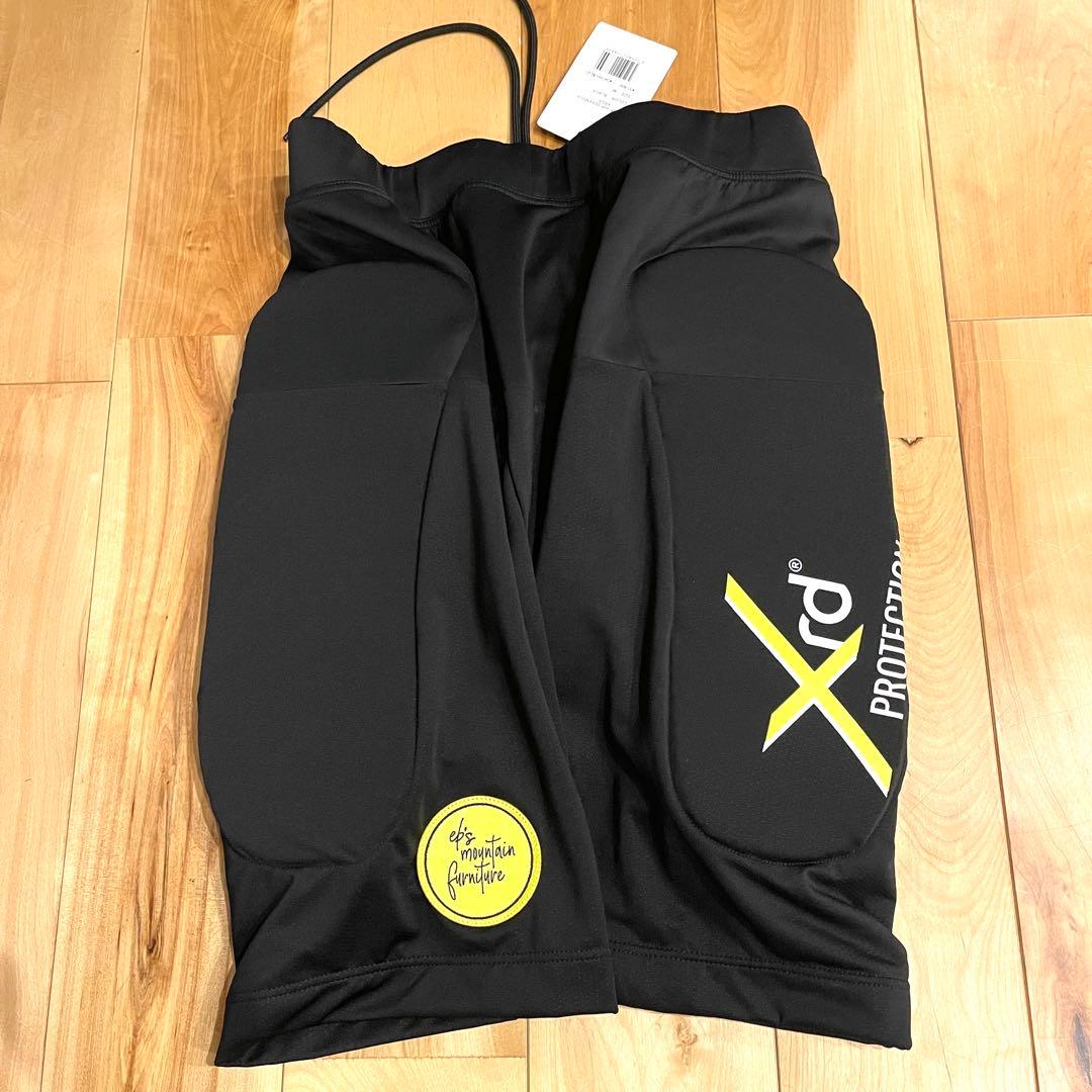 eb’s エビス HIP DEFENDER XRD ヒッププロテクター　ガード