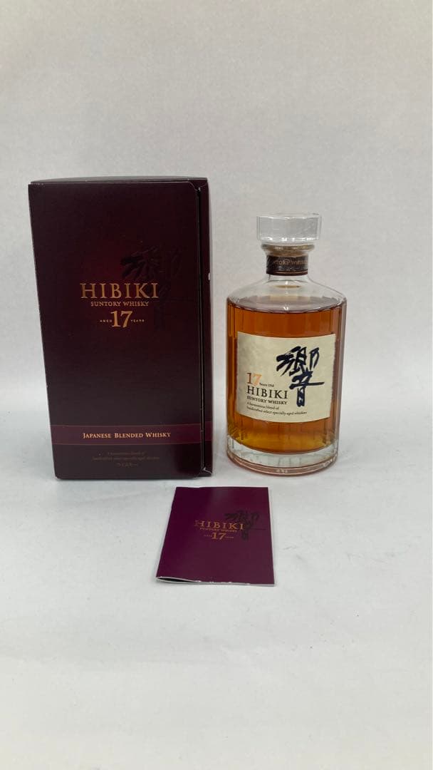 値下げしました。サントリー響17年　700ML　43％　未開封