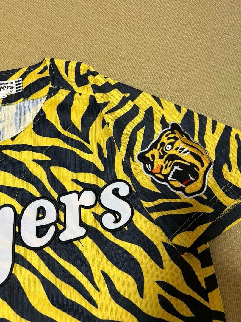 阪神タイガース マンスリーデザイン 2016年 虎柄 ミズノ Lサイズ