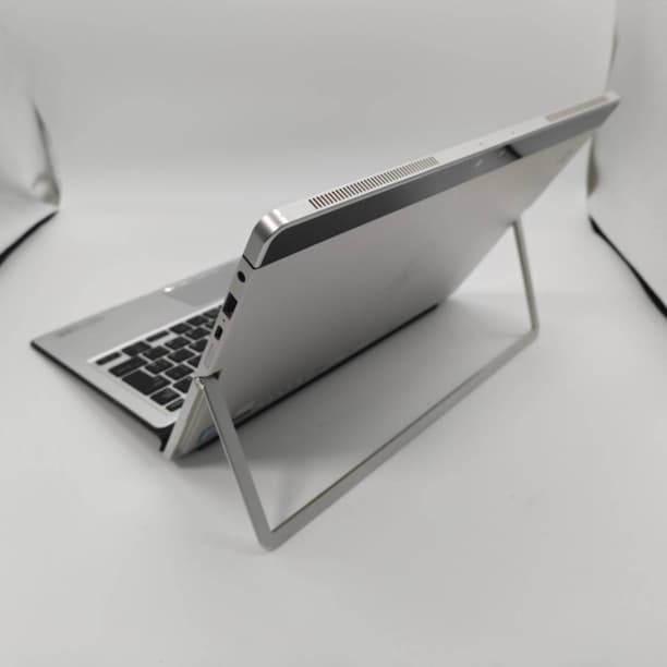 タッチパネル 2in1 PC 8GB HP i7-7 SSD256GB オフィス
