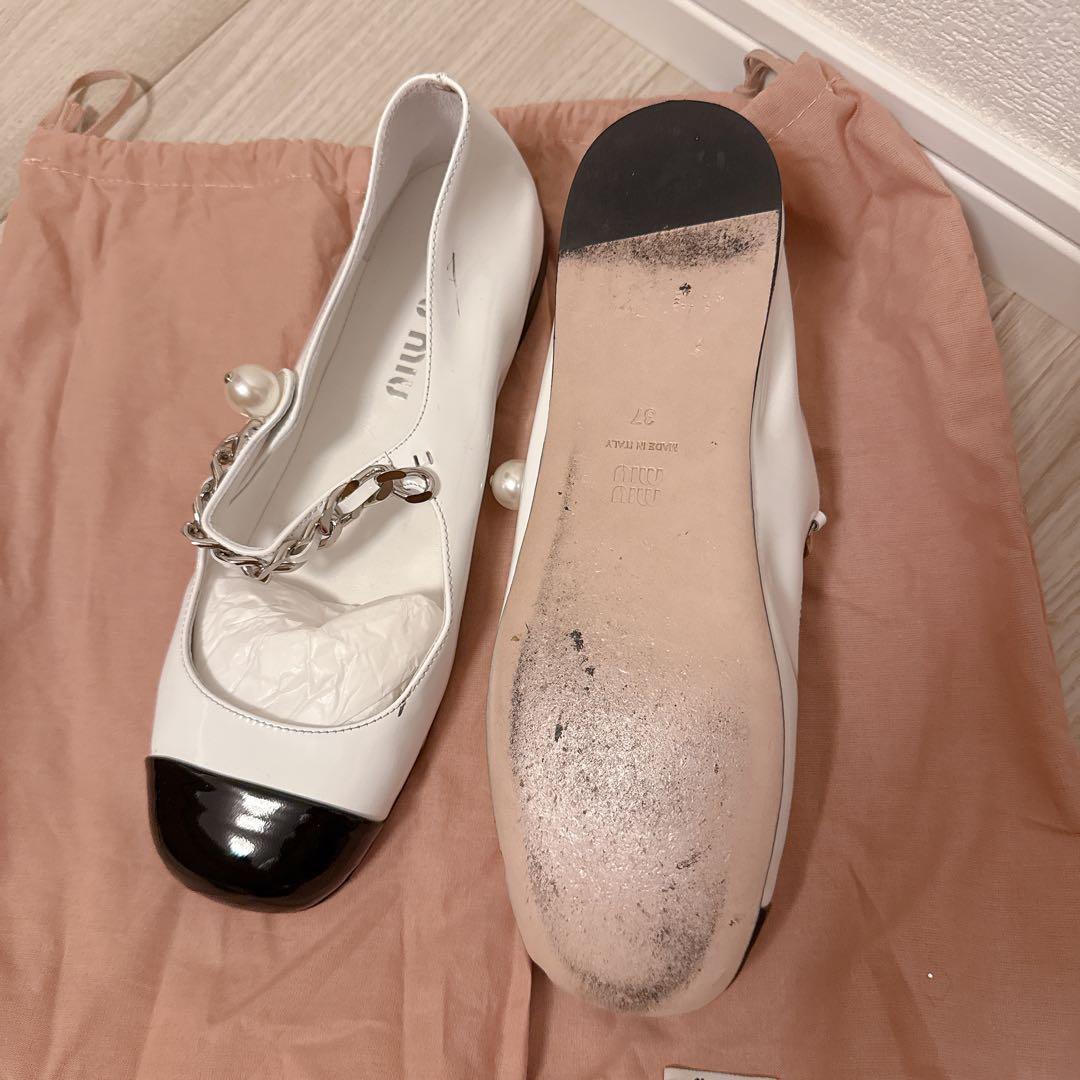 MIU MIU バレエシューズ 37 ホワイト/ブラック