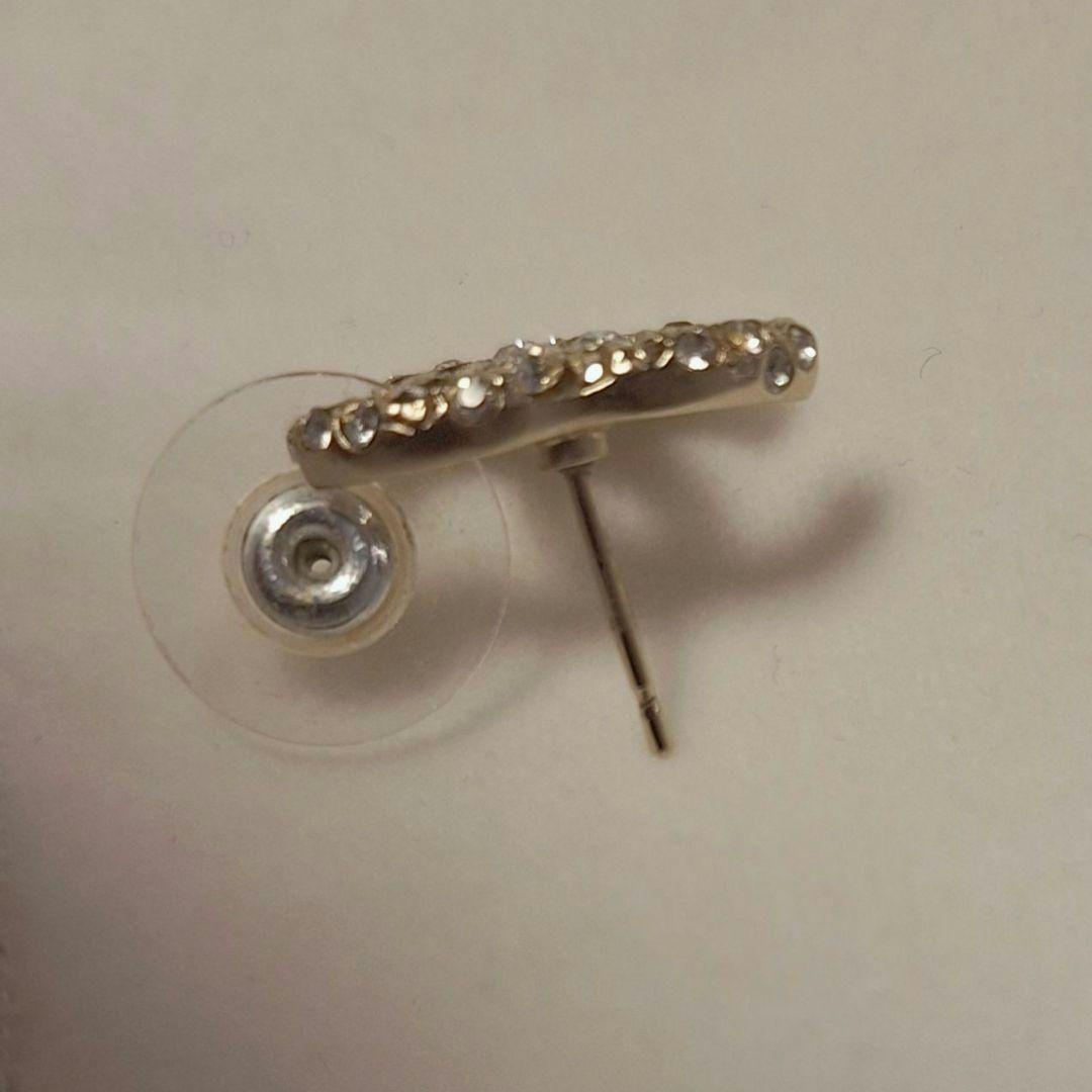 シャネル　CCロゴピアス　片耳用