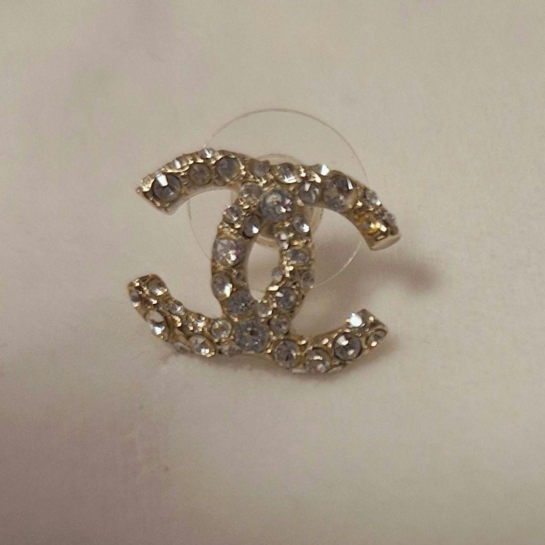 シャネル　CCロゴピアス　片耳用