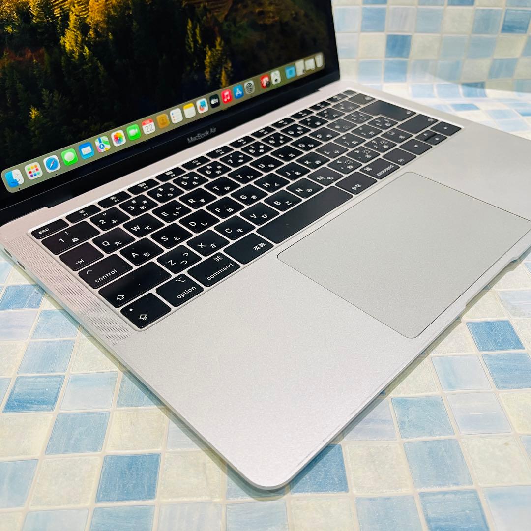 MacBook本体 MacBook Air 2018 Core i5 13.3 8GB 128GB