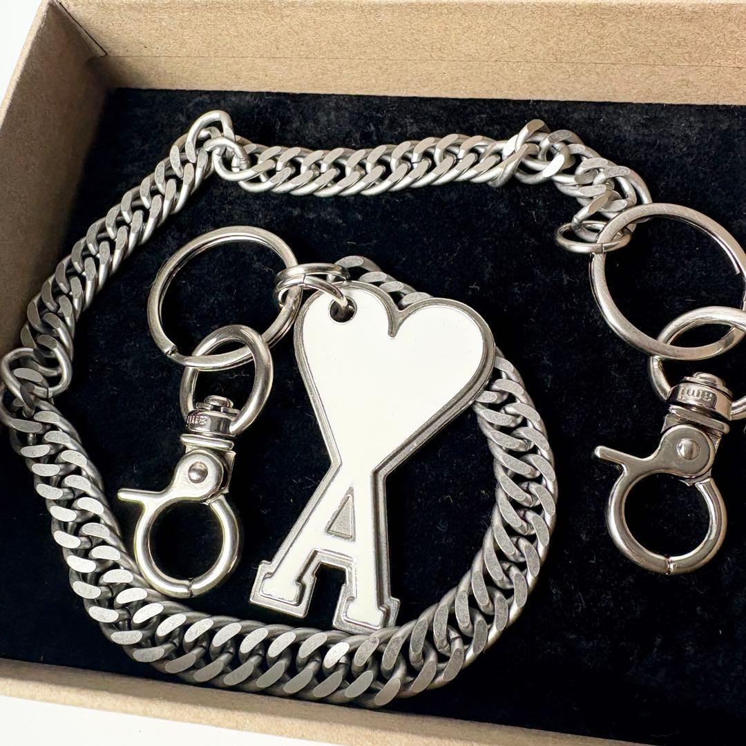 Ami Parisアミパリス　ハートキーリング　チェーン付　ホワイト