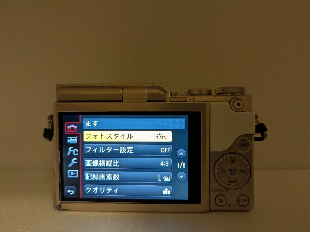 LUMIX DC-GF10 ボディ ホワイト 完動品 バッテリー付き #342a