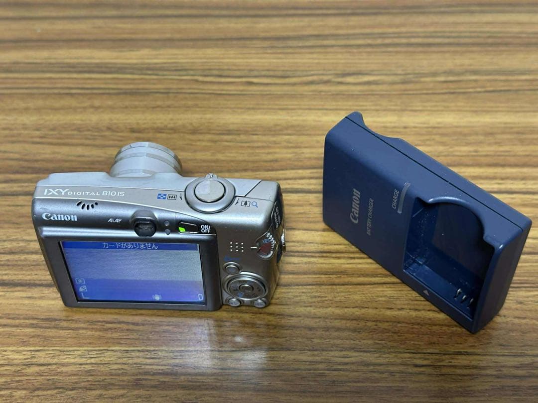 Canon IXY Digital 810 IS シルバー 充電器付き