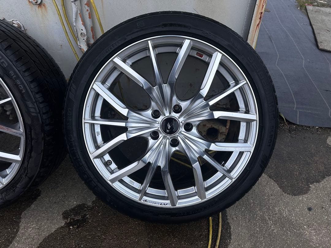 レオニスLV 19インチ 5H114.3 4本セット(タイヤ付き)