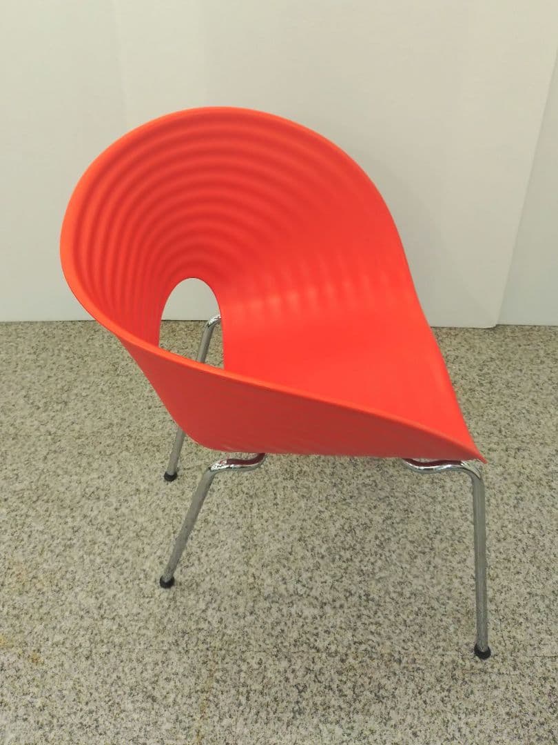 Vitra. ヴィトラ Tom Vac トムバックチェア レッド