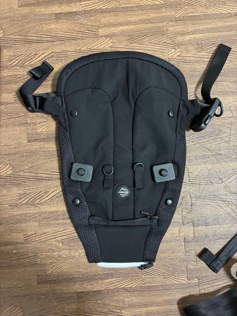 〈美品♪〉エアバギーベビーキャリア　抱っこひも　ベーシックプラス