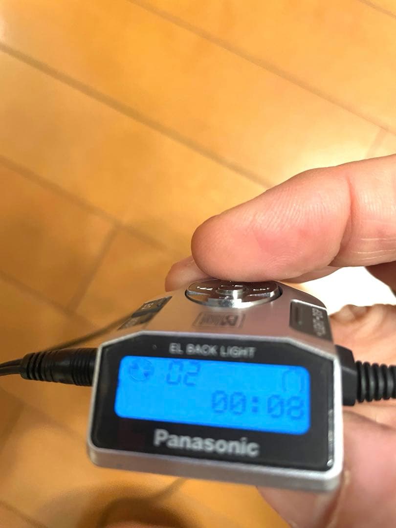 2500円値引！完動•美品新品ガム電池2本付パナソニックポータブルMDプレイヤー