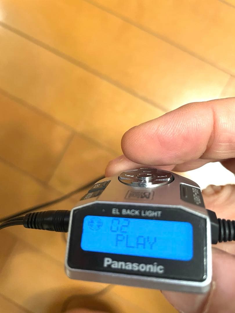 2500円値引！完動•美品新品ガム電池2本付パナソニックポータブルMDプレイヤー