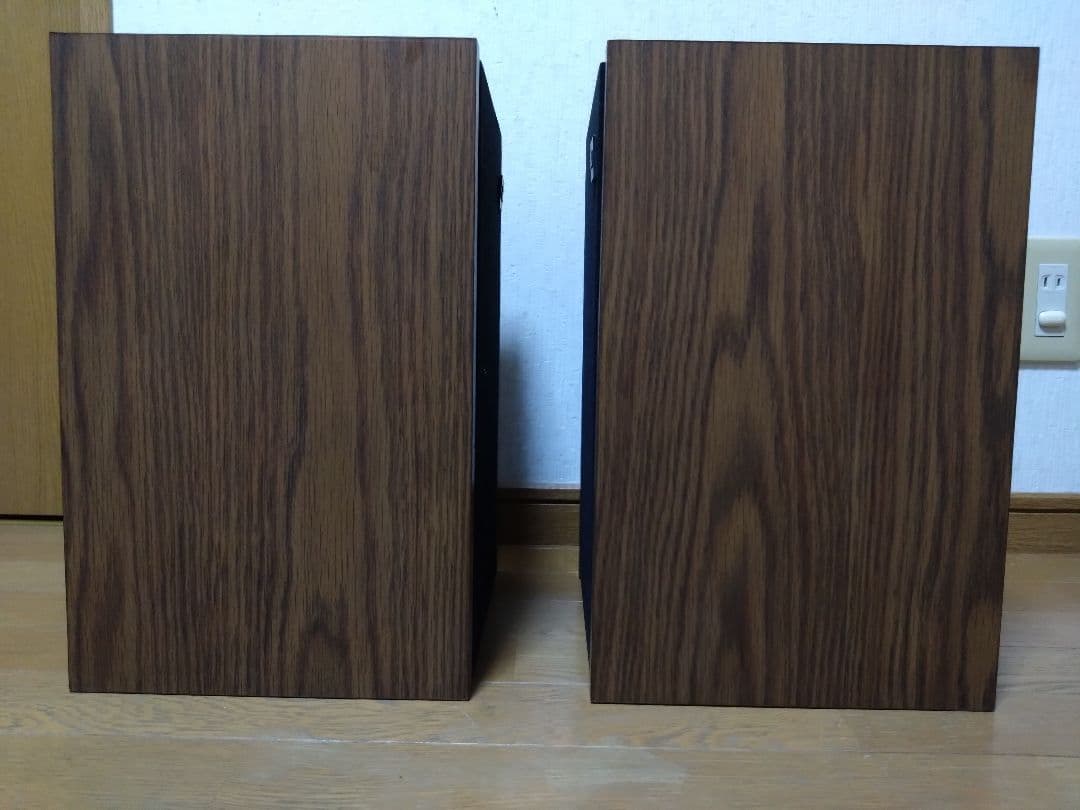 スピーカー・ウーファー JBL J216