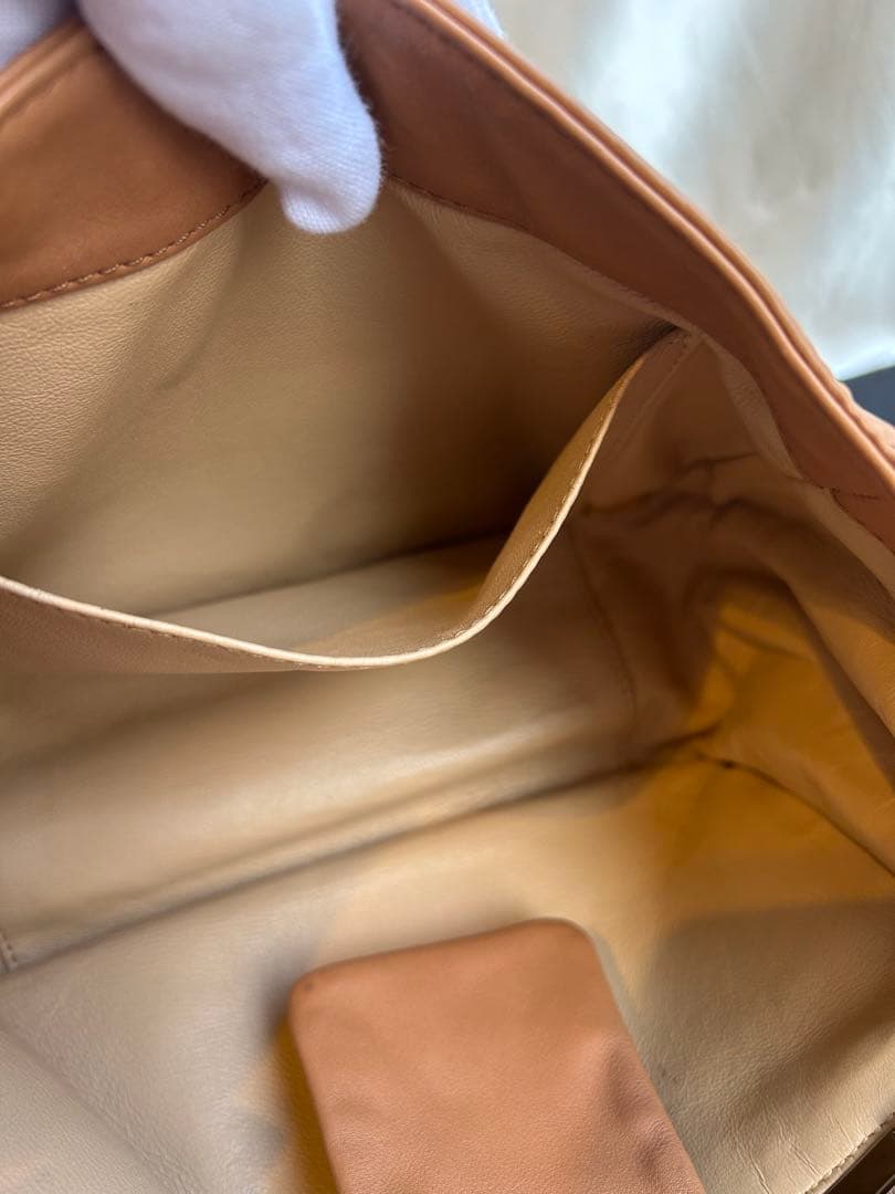 CHANEL(シャネル)チェーンショルダーバッグ　キャメルブラウン