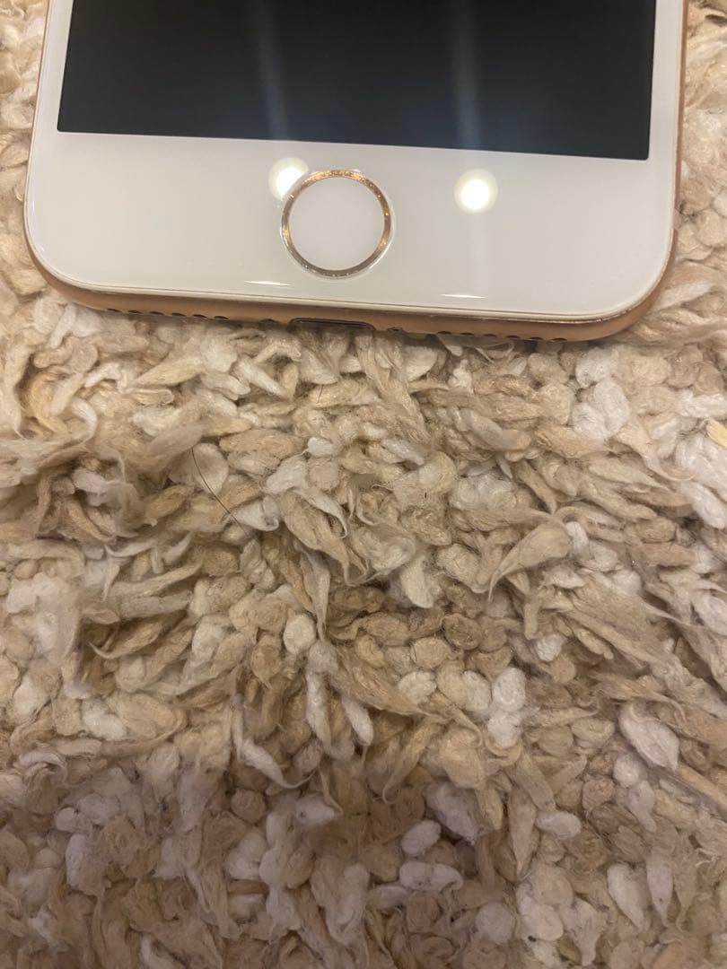 Apple iPhone 8 64G ゴールド本体81%