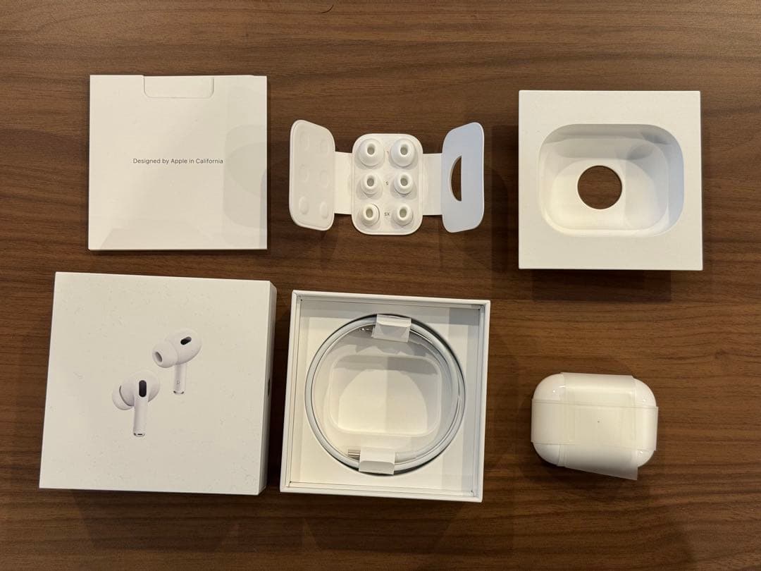 イヤホン AirPods Pro (2nd generation) MQD83J/A