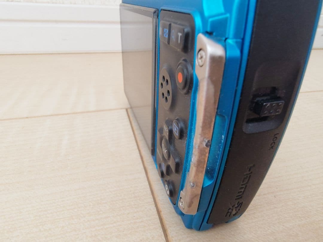 OLYMPUS TG-320 青 15m防水 付属品あり、オマケ付き