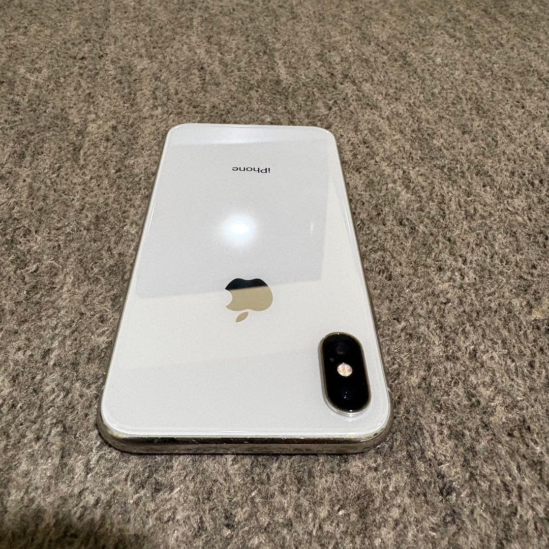 元*樹様 Apple iPhone X シルバー 本体　64GB